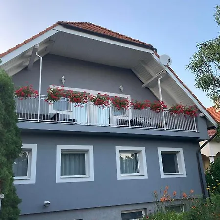 Muskatli * Balatonakali