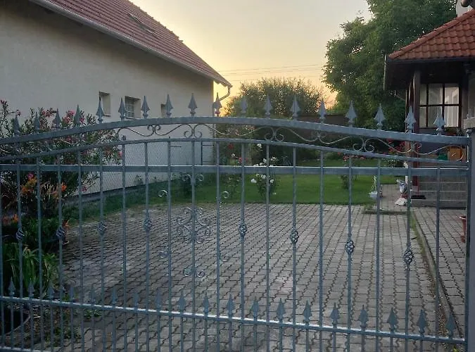 Muskatli 벌러토너컬리